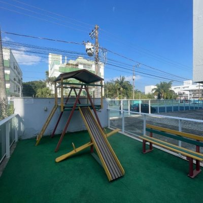 Cobertura com 180m², 3 quartos, 2 suítes, 2 garagens, no bairro Ingleses do Rio Vermelho em Florianópolis