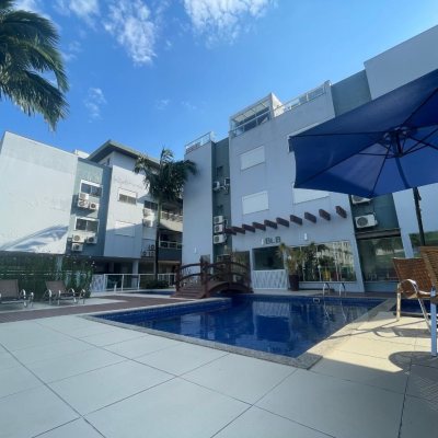 Cobertura com 180m², 3 quartos, 2 suítes, 2 garagens, no bairro Ingleses do Rio Vermelho em Florianópolis