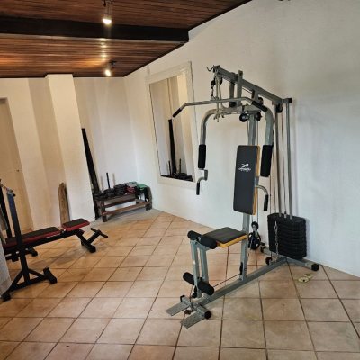 Casa Residencial com 194m², 3 quartos, 2 suítes, 4 garagens, no bairro Cachoeira Do Bom Jesus em Florianópolis