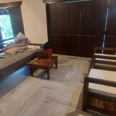 Casa Residencial com 194m², 3 quartos, 2 suítes, 4 garagens, no bairro Cachoeira Do Bom Jesus em Florianópolis