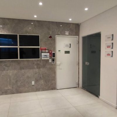 Sala com 47m², no bairro Centro em Florianópolis