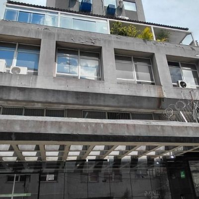 Sala com 47m², no bairro Centro em Florianópolis