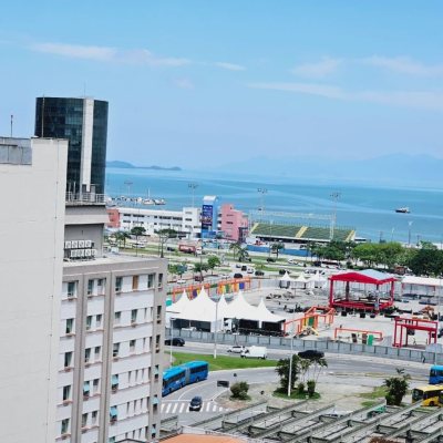 Sala com 47m², no bairro Centro em Florianópolis