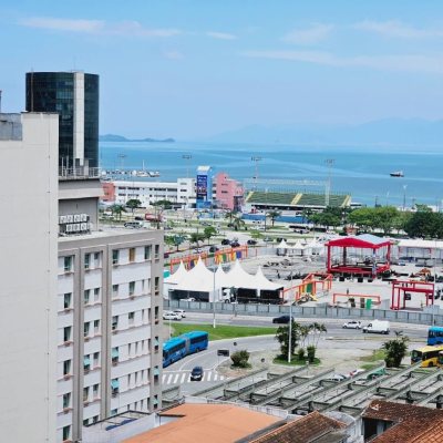 Sala com 47m², no bairro Centro em Florianópolis