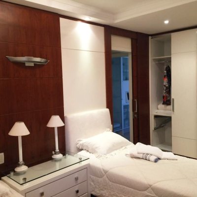 Apartamentos com 290m², 4 quartos, 4 suítes, 2 garagens, no bairro Centro em Florianópolis