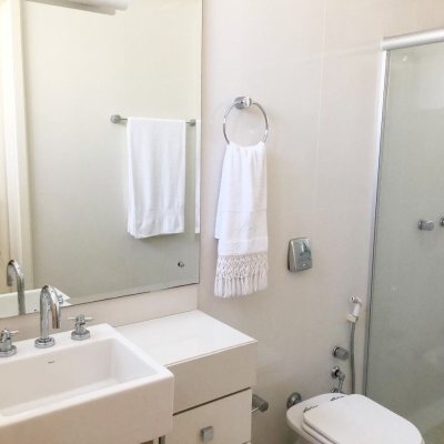 Apartamentos com 290m², 4 quartos, 4 suítes, 2 garagens, no bairro Centro em Florianópolis