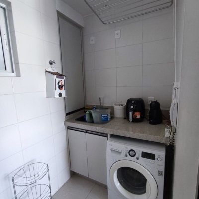 Apartamentos com 95m², 3 quartos, 1 suíte, 2 garagens, no bairro Ingleses em Florianópolis