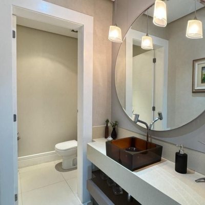 Cobertura com 406m², 4 quartos, 4 suítes, 5 garagens, no bairro Ingleses do Rio Vermelho em Florianópolis