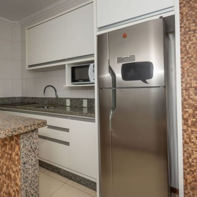 Apartamentos com 67m², 2 quartos, 1 garagem, no bairro Ingleses do Rio Vermelho em Florianópolis