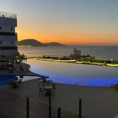 Apartamentos com 180m², 3 quartos, 3 suítes, 3 garagens, no bairro Ingleses do Rio Vermelho em Florianópolis