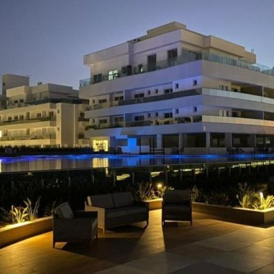 Apartamentos com 180m², 3 quartos, 3 suítes, 3 garagens, no bairro Ingleses do Rio Vermelho em Florianópolis