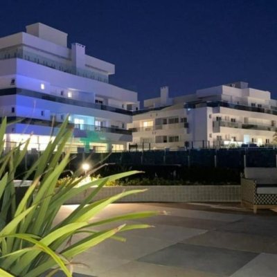 Apartamentos com 180m², 3 quartos, 3 suítes, 3 garagens, no bairro Ingleses do Rio Vermelho em Florianópolis