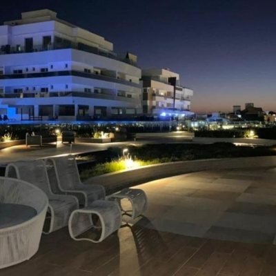 Apartamentos com 180m², 3 quartos, 3 suítes, 3 garagens, no bairro Ingleses do Rio Vermelho em Florianópolis