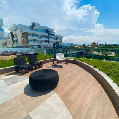 Apartamentos com 180m², 3 quartos, 3 suítes, 3 garagens, no bairro Ingleses do Rio Vermelho em Florianópolis