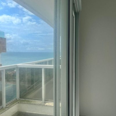 Apartamentos com 180m², 3 quartos, 3 suítes, 3 garagens, no bairro Ingleses do Rio Vermelho em Florianópolis