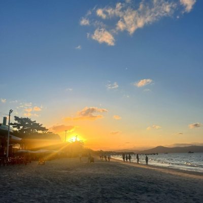 Apartamentos com 180m², 3 quartos, 3 suítes, 3 garagens, no bairro Ingleses do Rio Vermelho em Florianópolis