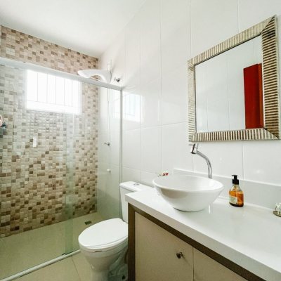 Casa Residencial com 80m², 3 quartos, 1 suíte, 1 garagem, no bairro Sertão Do Maruim em São José