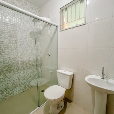 Casa Residencial com 80m², 3 quartos, 1 suíte, 1 garagem, no bairro Sertão Do Maruim em São José