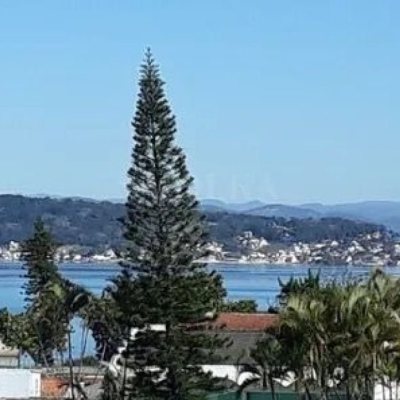 Terrenos Residenciais com 358m², no bairro coqueiros em Florianópolis