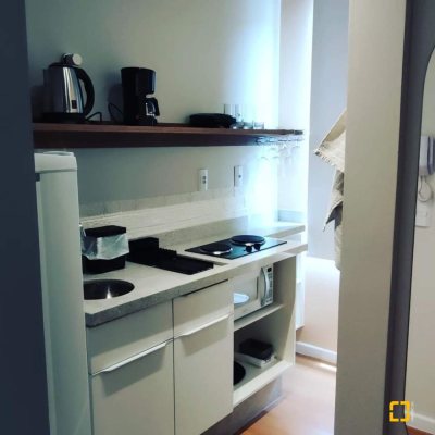 Studio Residencial com 22m², 1 quarto, 1 garagem, no bairro Cachoeira Do Bom Jesus em Florianópolis