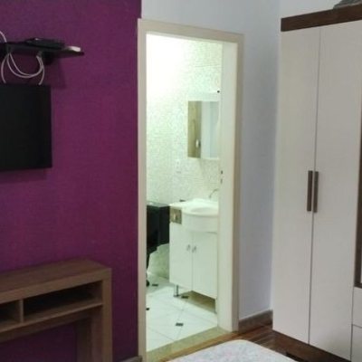 Casa Residencial com 100m², 3 quartos, 1 suíte, 3 garagens, no bairro Forquilhas em São José