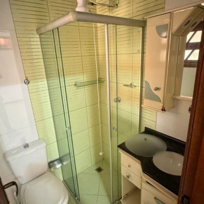 Casa Residencial com 500m², 5 quartos, 5 suítes, 3 garagens, no bairro Barreiros em São José