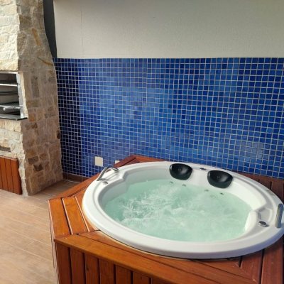 Cobertura com 63m², 2 quartos, 1 suíte, 2 garagens, no bairro Jurerê Internacional em Florianópolis