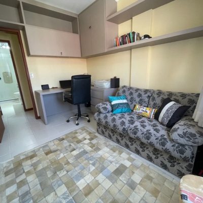 Apartamentos com 77m², 3 quartos, 1 suíte, 1 garagem, no bairro Cachoeira Do Bom Jesus em Florianópolis