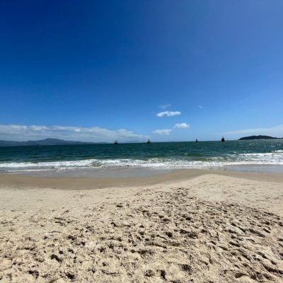 Apartamentos com 77m², 3 quartos, 1 suíte, 1 garagem, no bairro Cachoeira Do Bom Jesus em Florianópolis