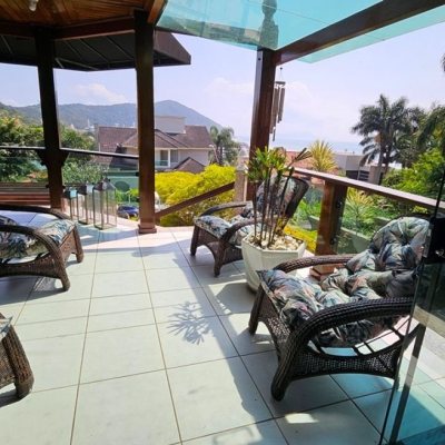 Casa Residencial com 450m², 4 quartos, 4 suítes, 8 garagens, no bairro Praia Brava em Florianópolis