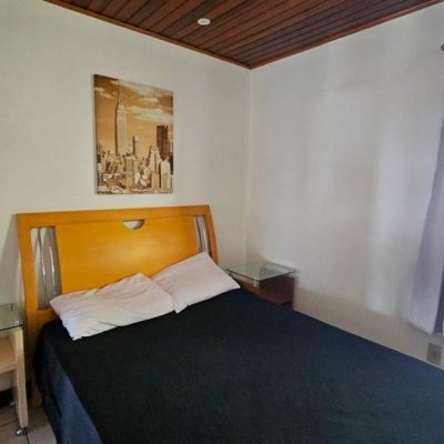 Casa Residencial com 450m², 4 quartos, 4 suítes, 8 garagens, no bairro Praia Brava em Florianópolis