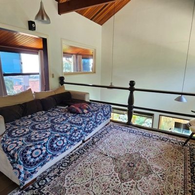 Casa Residencial com 450m², 4 quartos, 4 suítes, 8 garagens, no bairro Praia Brava em Florianópolis