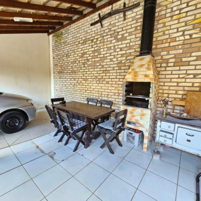 Casa Residencial com 82m², 2 quartos, 1 suíte, 1 garagem, no bairro Campeche em Florianópolis