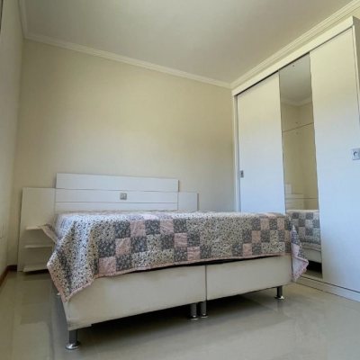 Casa em Condomínio com 223m², 4 quartos, 3 suítes, 2 garagens, no bairro Ingleses do Rio Vermelho em Florianópolis