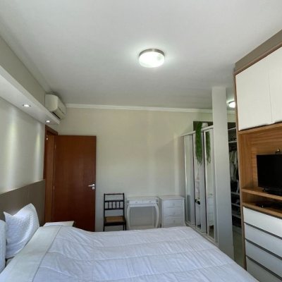 Casa em Condomínio com 223m², 4 quartos, 3 suítes, 2 garagens, no bairro Ingleses do Rio Vermelho em Florianópolis