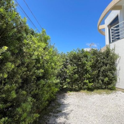 Casa em Condomínio com 223m², 4 quartos, 3 suítes, 2 garagens, no bairro Ingleses do Rio Vermelho em Florianópolis