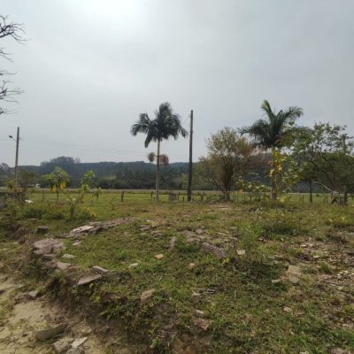 Terreno Comercial/Residencial com 2021m², no bairro Sorocaba De Dentro em Biguaçu