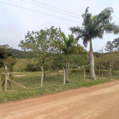 Terreno Comercial/Residencial com 2021m², no bairro Sorocaba De Dentro em Biguaçu