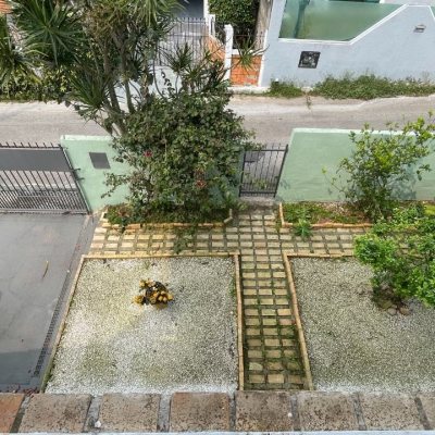 Casa Residencial com 256m², 4 quartos, 1 suíte, 4 garagens, no bairro Ingleses do Rio Vermelho em Florianópolis