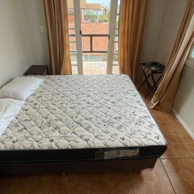 Casa Residencial com 256m², 4 quartos, 1 suíte, 4 garagens, no bairro Ingleses do Rio Vermelho em Florianópolis