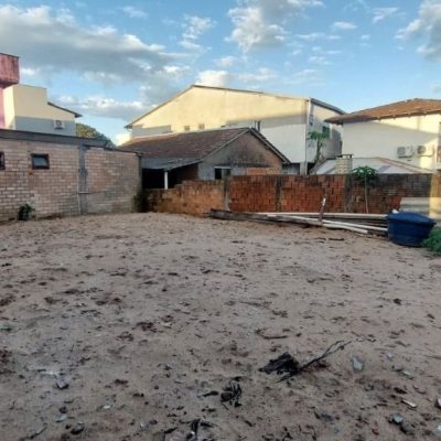 Terrenos Residenciais com 126m², no bairro Campeche em Florianópolis
