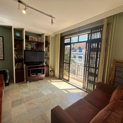 Apartamentos com 84m², 3 quartos, 1 suíte, 2 garagens, no bairro Itaguaçu em Florianópolis