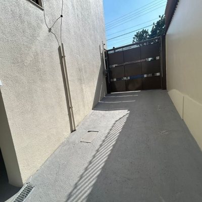 Apartamentos com 84m², 3 quartos, 1 suíte, 2 garagens, no bairro Itaguaçu em Florianópolis