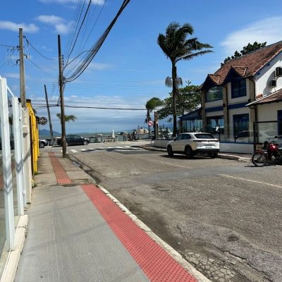 Apartamentos com 84m², 3 quartos, 1 suíte, 2 garagens, no bairro Itaguaçu em Florianópolis