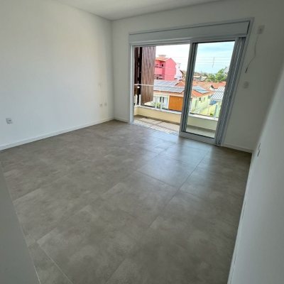 Casa Residencial com 143m², 3 quartos, 1 suíte, 2 garagens, no bairro Ingleses do Rio Vermelho em Florianópolis