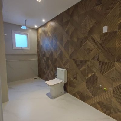 Casa Residencial com 268m², 3 quartos, 1 suíte, 2 garagens, no bairro Pedra Branca em Palhoça