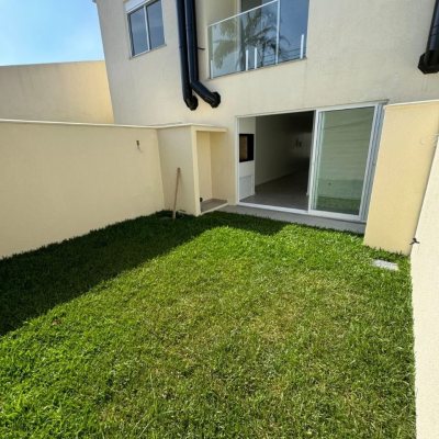 Casa Residencial com 133m², 2 quartos, 2 suítes, 1 garagem, no bairro Ingleses do Rio Vermelho em Florianópolis