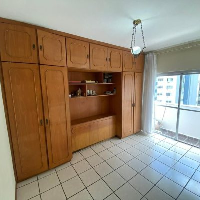 Apartamentos com 122m², 3 quartos, 1 suíte, 1 garagem, no bairro Centro em Florianópolis