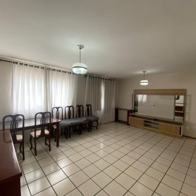 Apartamentos com 122m², 3 quartos, 1 suíte, 1 garagem, no bairro Centro em Florianópolis