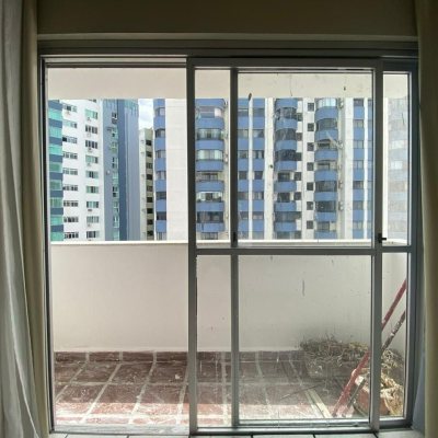 Apartamentos com 122m², 3 quartos, 1 suíte, 1 garagem, no bairro Centro em Florianópolis